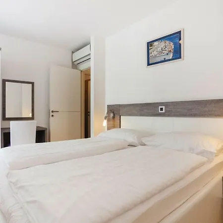 Apartment Sunnyside - Cdn02066-dyd Petrčane